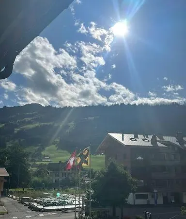 Region De Gstaad - Ultra Modern Apartment- Huge Roof Terrace - Great Views *