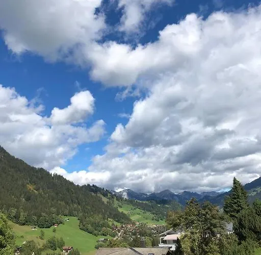 Region De Gstaad - Ultra Modern Apartment- Huge Roof Terrace - Great Views צווייזימן
