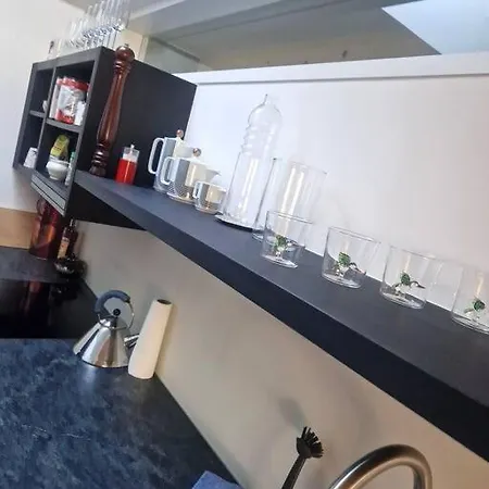 Region De Gstaad - Ultra Modern Apartment- Huge Roof Terrace - Great Views 아파트 츠바이지멘