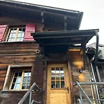 Region De Gstaad - Ultra Modern Apartment- Huge Roof Terrace - Great Views Цвайзиммен