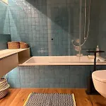 Region De Gstaad - Ultra Modern Apartment- Huge Roof Terrace - Great Views * Цвайзиммен